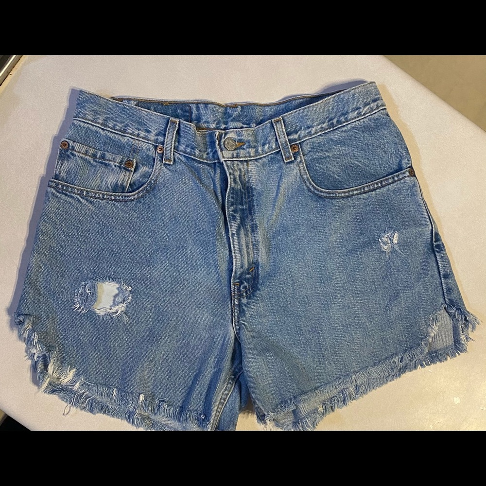 Levi’s 360 cutoff shorts waist measures 16 inches